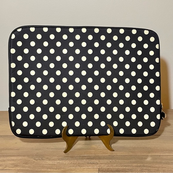 Kate Spade polka dot laptop case black and white, good condition minor flaw - Picture 3 of 6